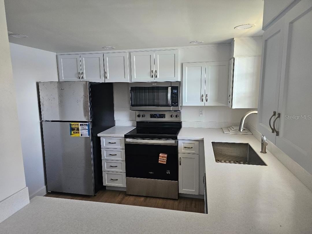 8822 Bay Pointe Dr #104 - Photo 3 of 15