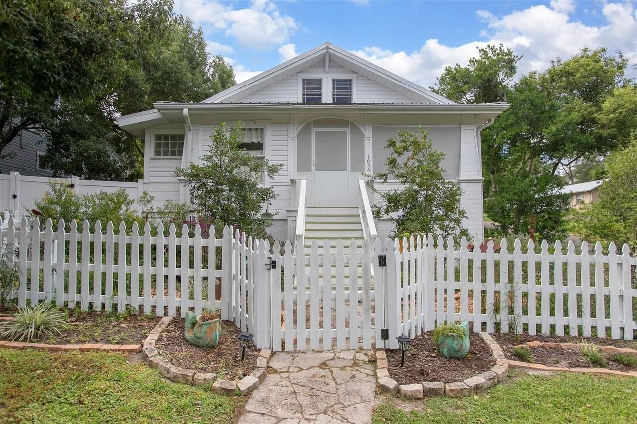 1056 Stevens St - Photo 2 of 28