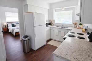 featured image of Bellwood Ave