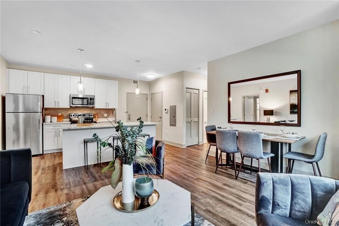 92 Blauvelt Way - The Sheldon unit: 502 #502 - Photo 4 of 36