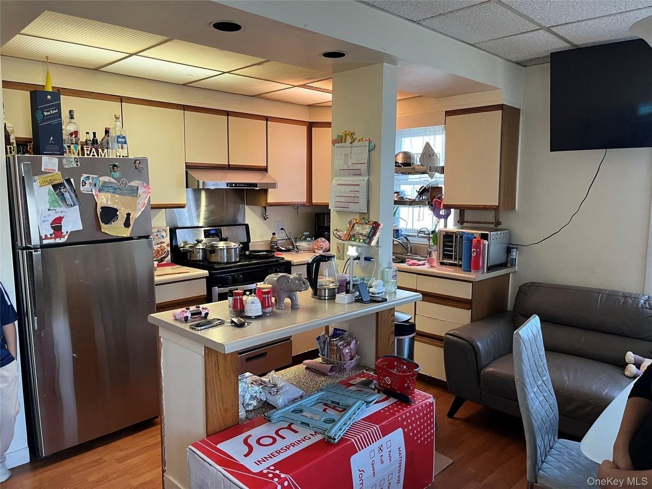 3 Everett Ave 1st Fl #1stFL - Photo 6 of 20