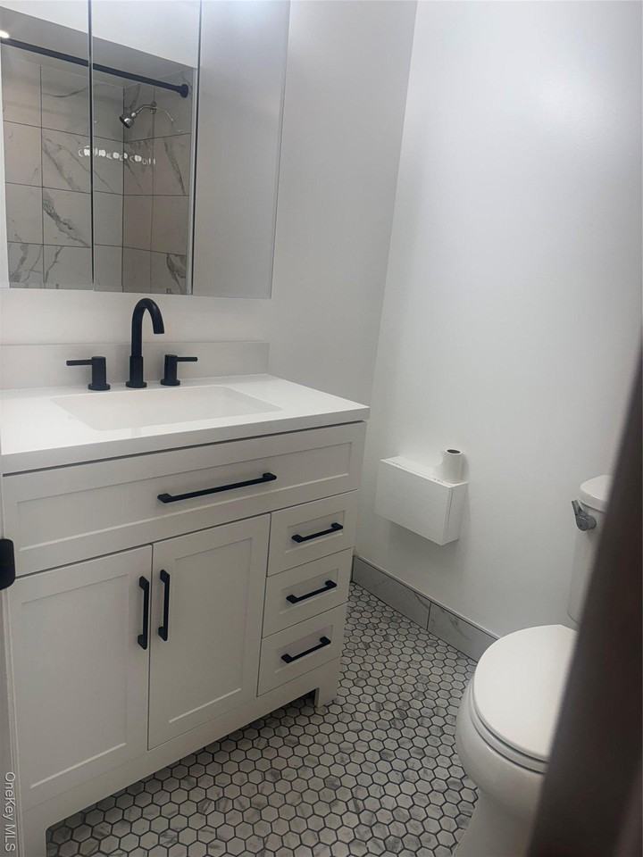 2148 E 69th St - Photo 7 of 8