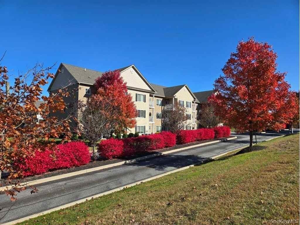 44 High St Apt 134 #134 - Photo 2 of 21