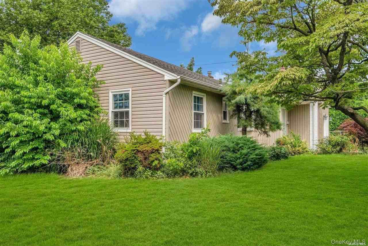 4 Cheshire Rd - Photo 5 of 28