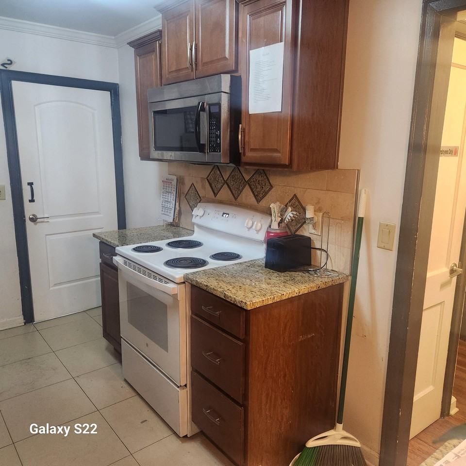 Clairmont Rd - Photo 4 of 9