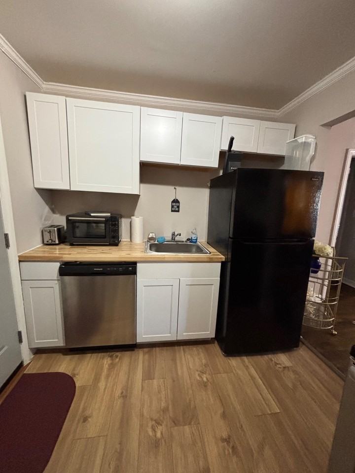 Anderson St - Photo 3 of 8