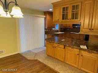 23 Kingsport Dr - Photo 2 of 21