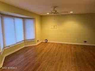 23 Kingsport Dr - Photo 3 of 21