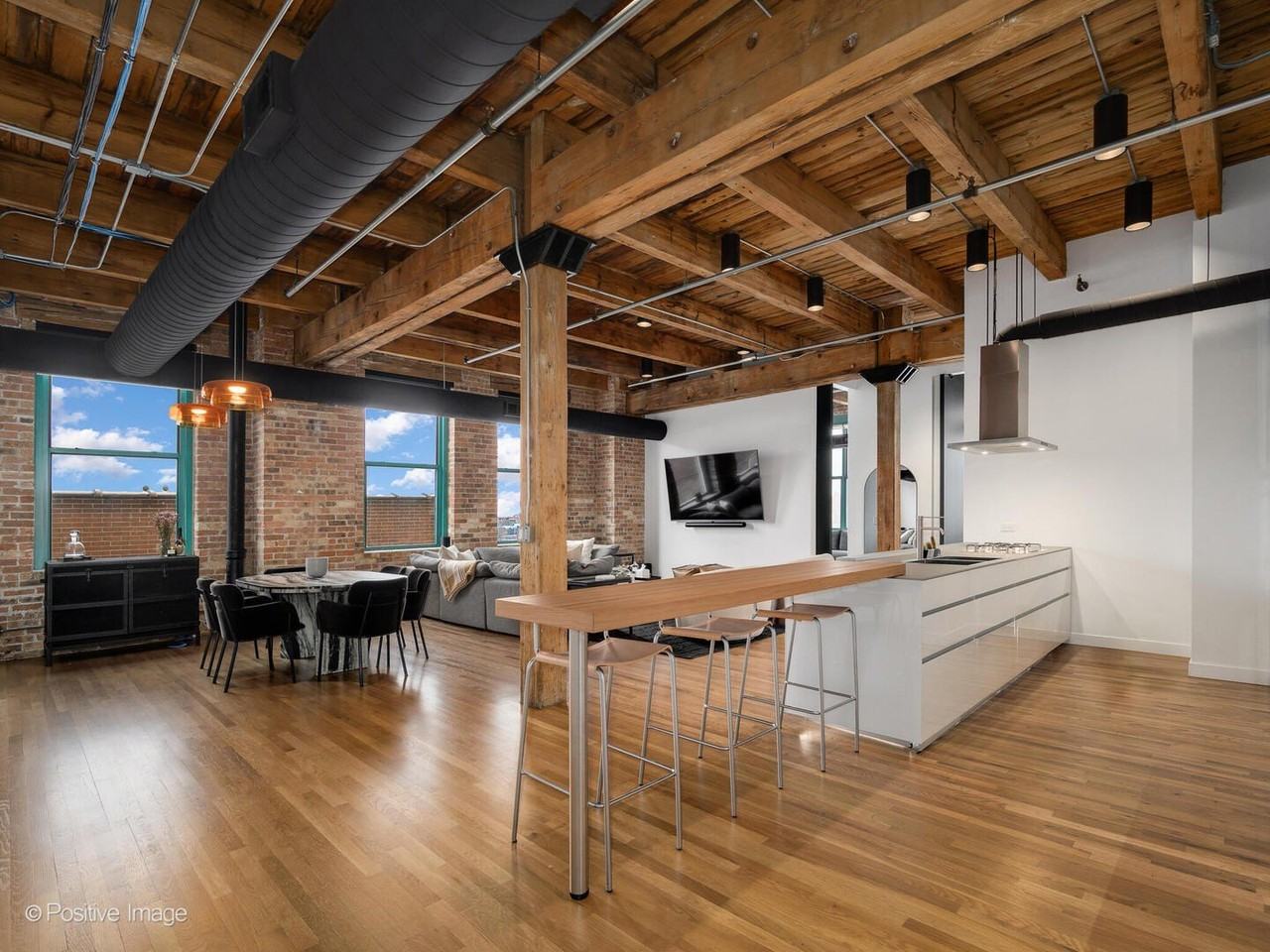 312 N May St Ste 5g #5G - Photo 2 of 33