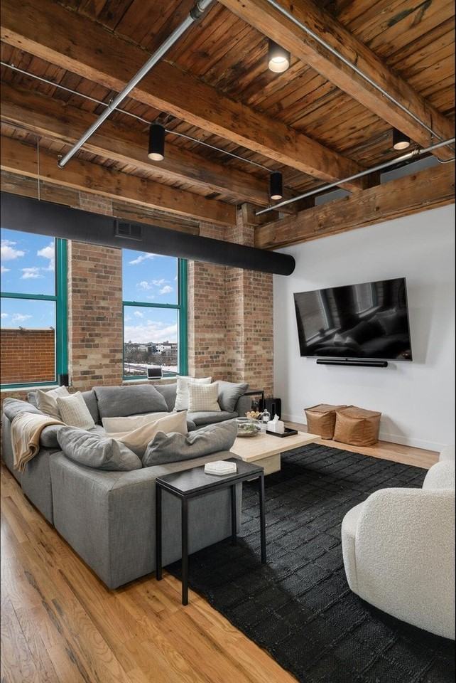 312 N May St Ste 5g #5G - Photo 6 of 33