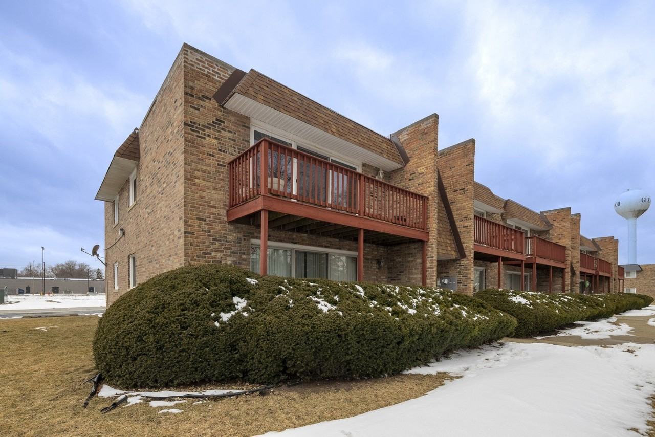 518 N Roberts Dr Apt 2a #2A - Photo 2 of 13