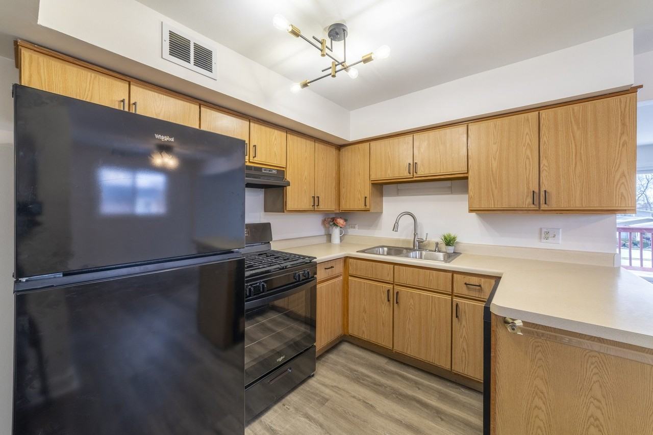 518 N Roberts Dr Apt 2a #2A - Photo 6 of 13