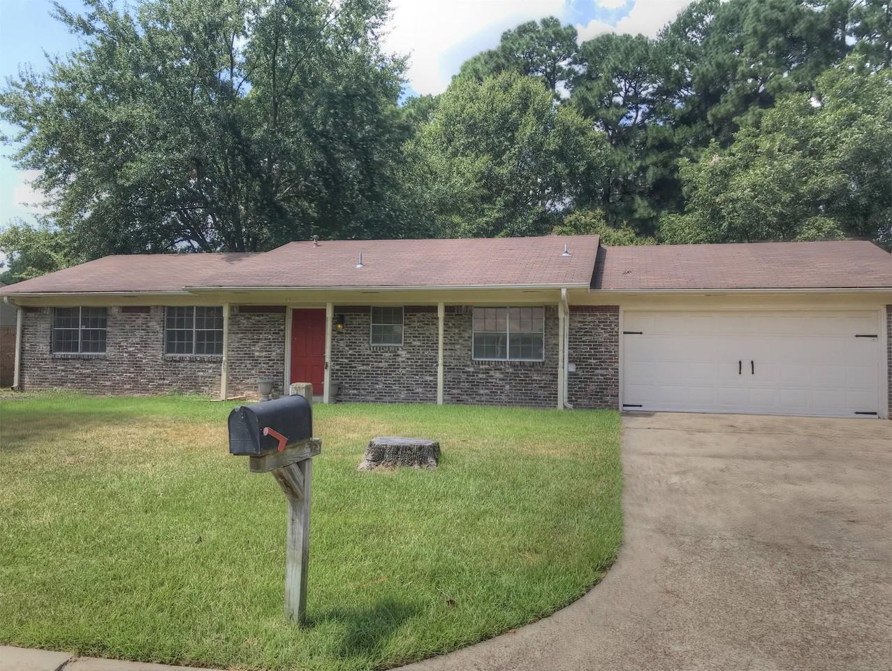 45 Holly Ln #1 - Photo 4 of 27