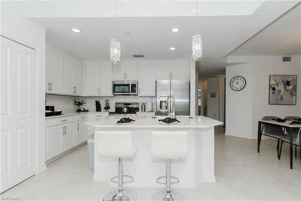 15285 Green Acres Ave Unit 418 #418 - Photo 4 of 49