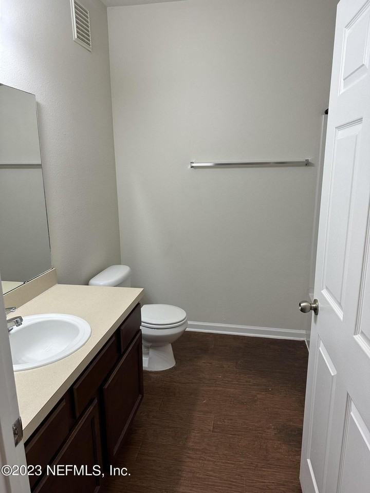 6916 Ortega Woods Dr Unit 9-5 #9-5 - Photo 5 of 10