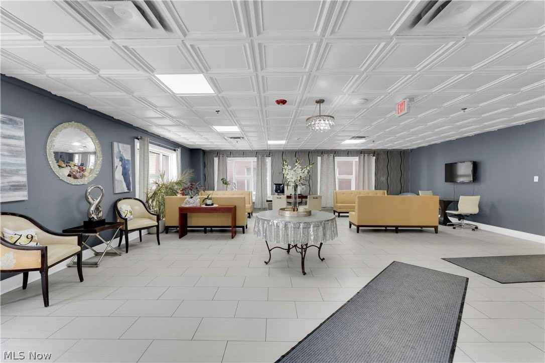 797 E Market St #221 - Photo 5 of 25