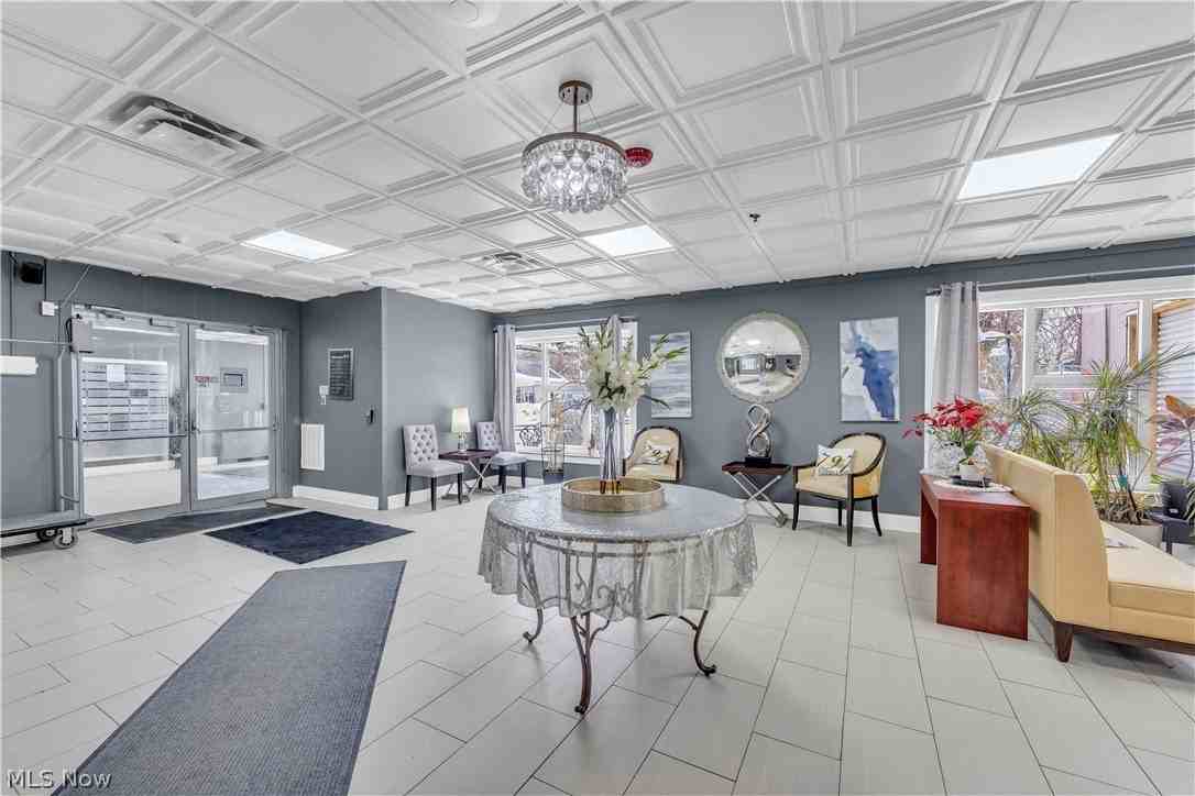 797 E Market St #221 - Photo 6 of 25