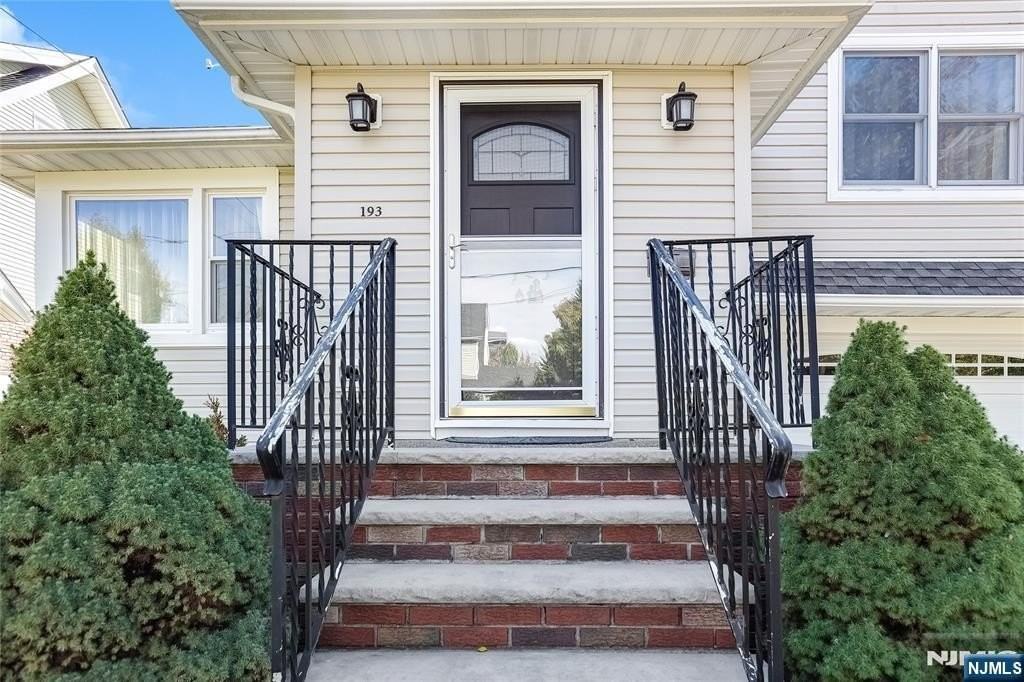 193 Prospect Pl - Photo 2 of 37