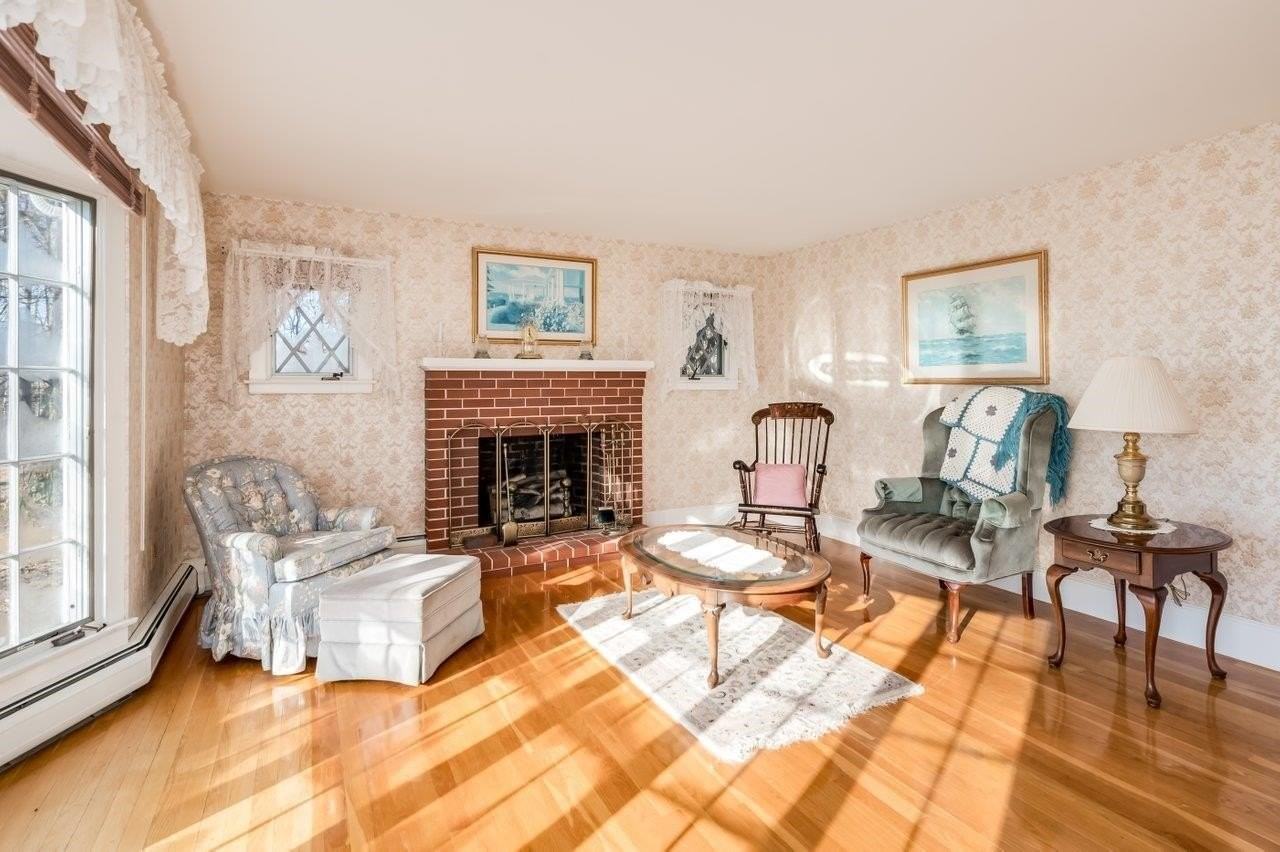 45 Weare Rd - Photo 7 of 38