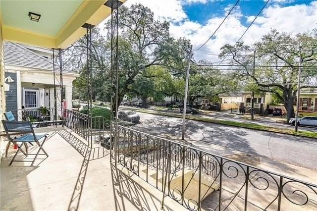 3029 Banks St - Photo 3 of 21