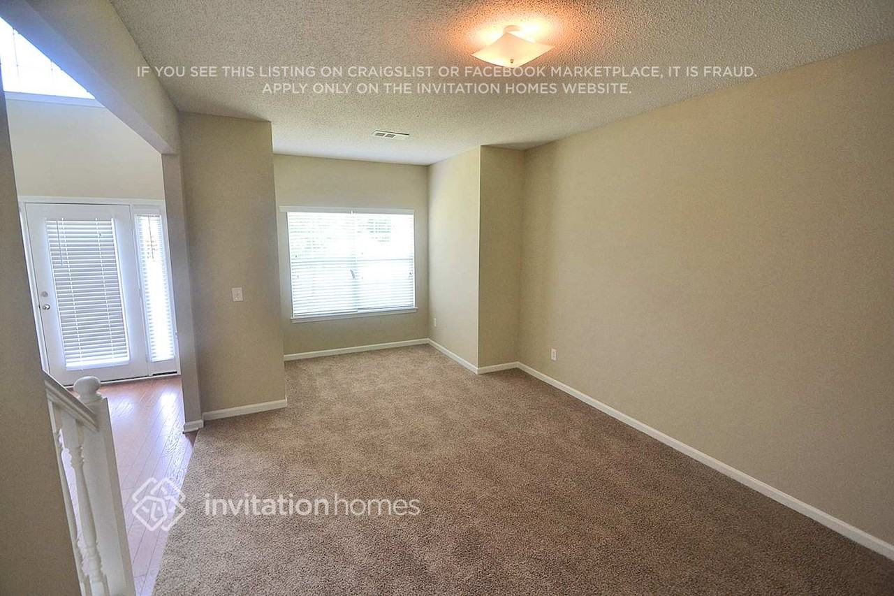 3522 Umatilla Ln Sw - Photo 2 of 7