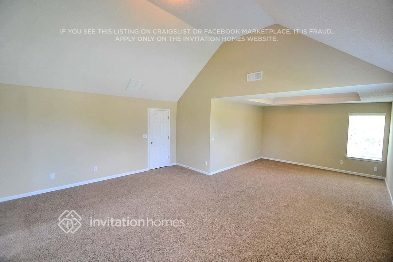 3522 Umatilla Ln Sw - Photo 4 of 7