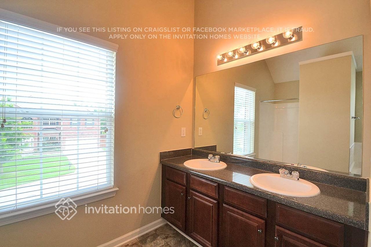 3522 Umatilla Ln Sw - Photo 5 of 7