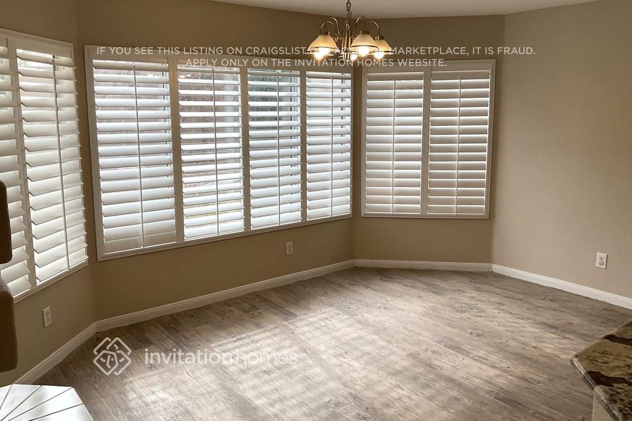 8963 Hillsboro Creek Ct - Photo 6 of 15