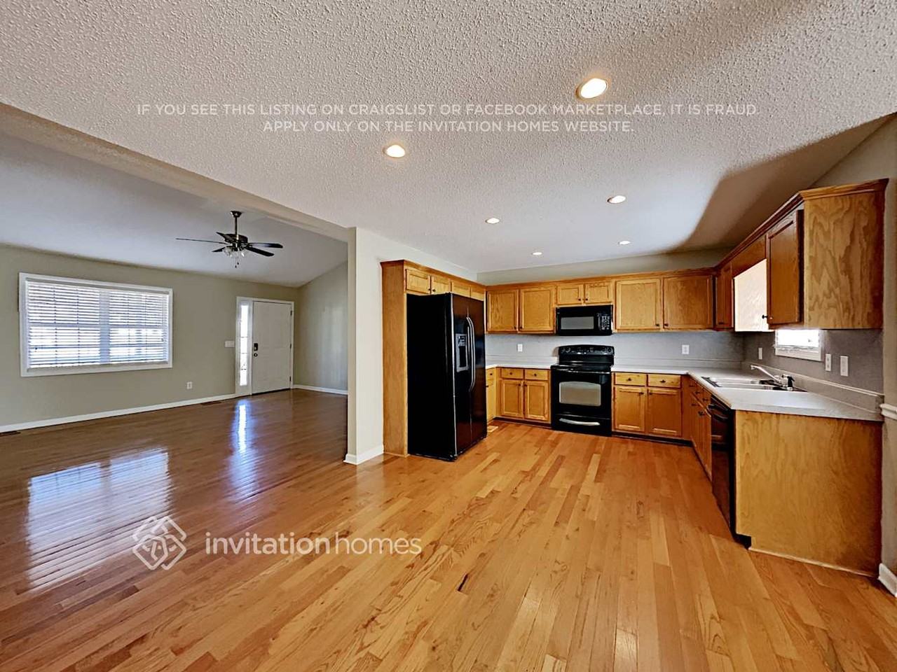 25 Hedgerow Ct Se - Photo 6 of 14