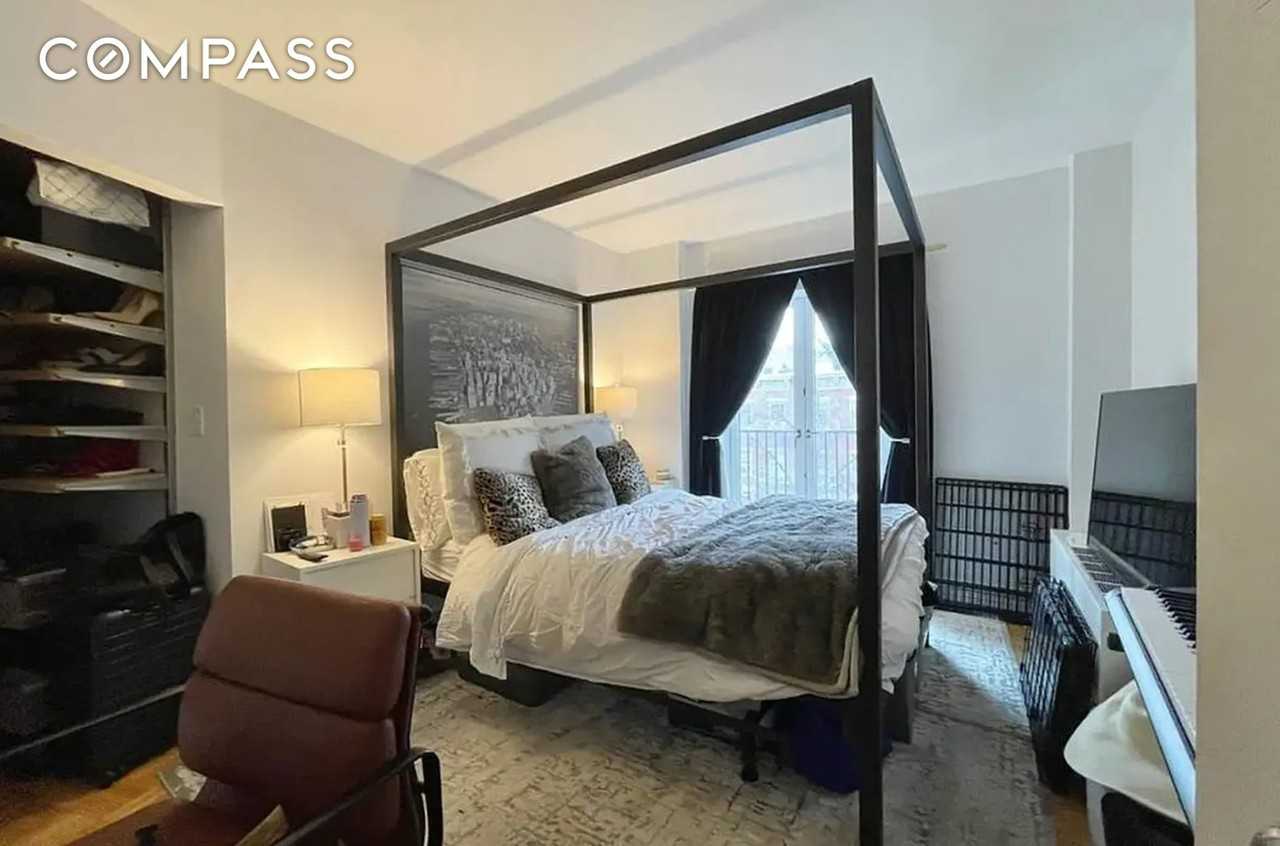 254 W 10th St #4A - Photo 5 of 9