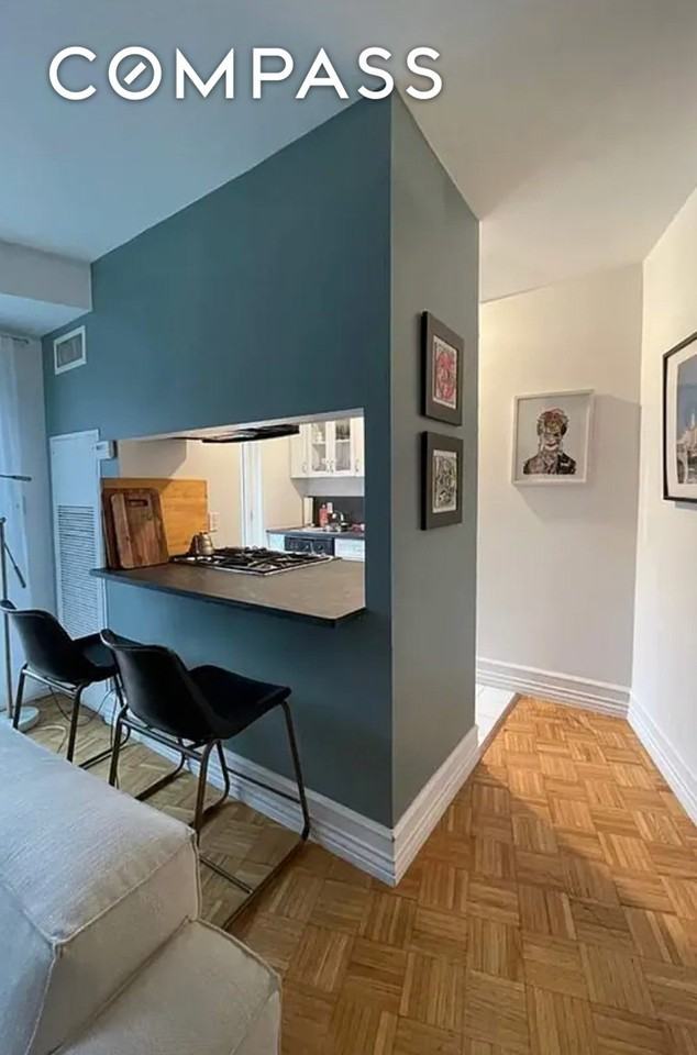 254 W 10th St #4A - Photo 7 of 9