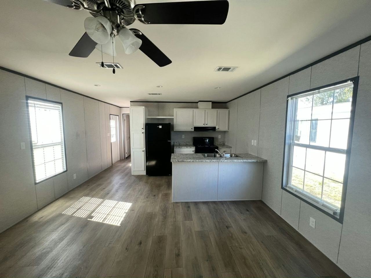 35 Park Place Est #35 - Photo 3 of 16