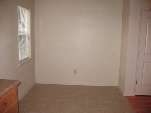 114 Harold St - Photo 2 of 6