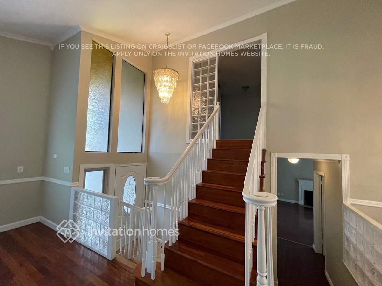 2810 Iris Ct - Photo 5 of 15