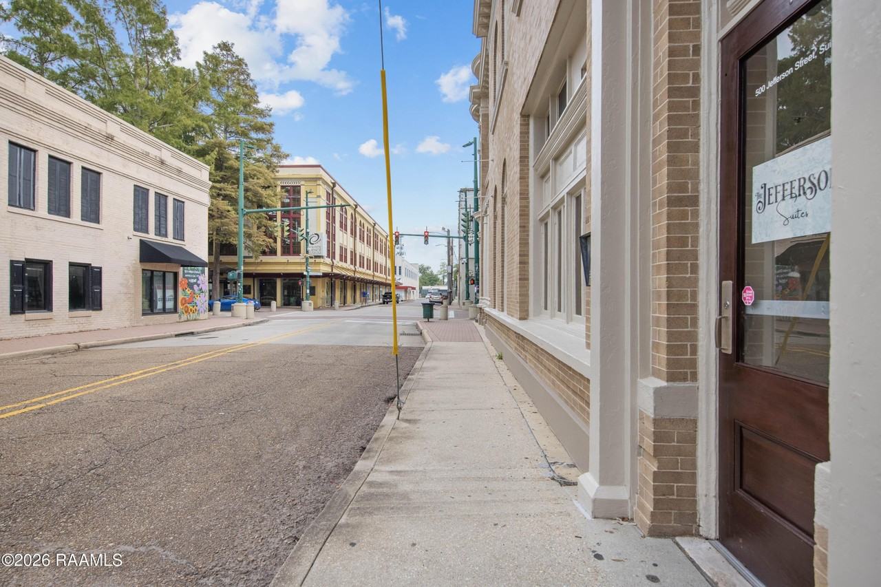 500 Jefferson St #1 - Photo 2 of 40