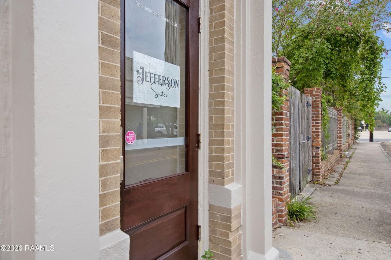 500 Jefferson St #1 - Photo 3 of 40