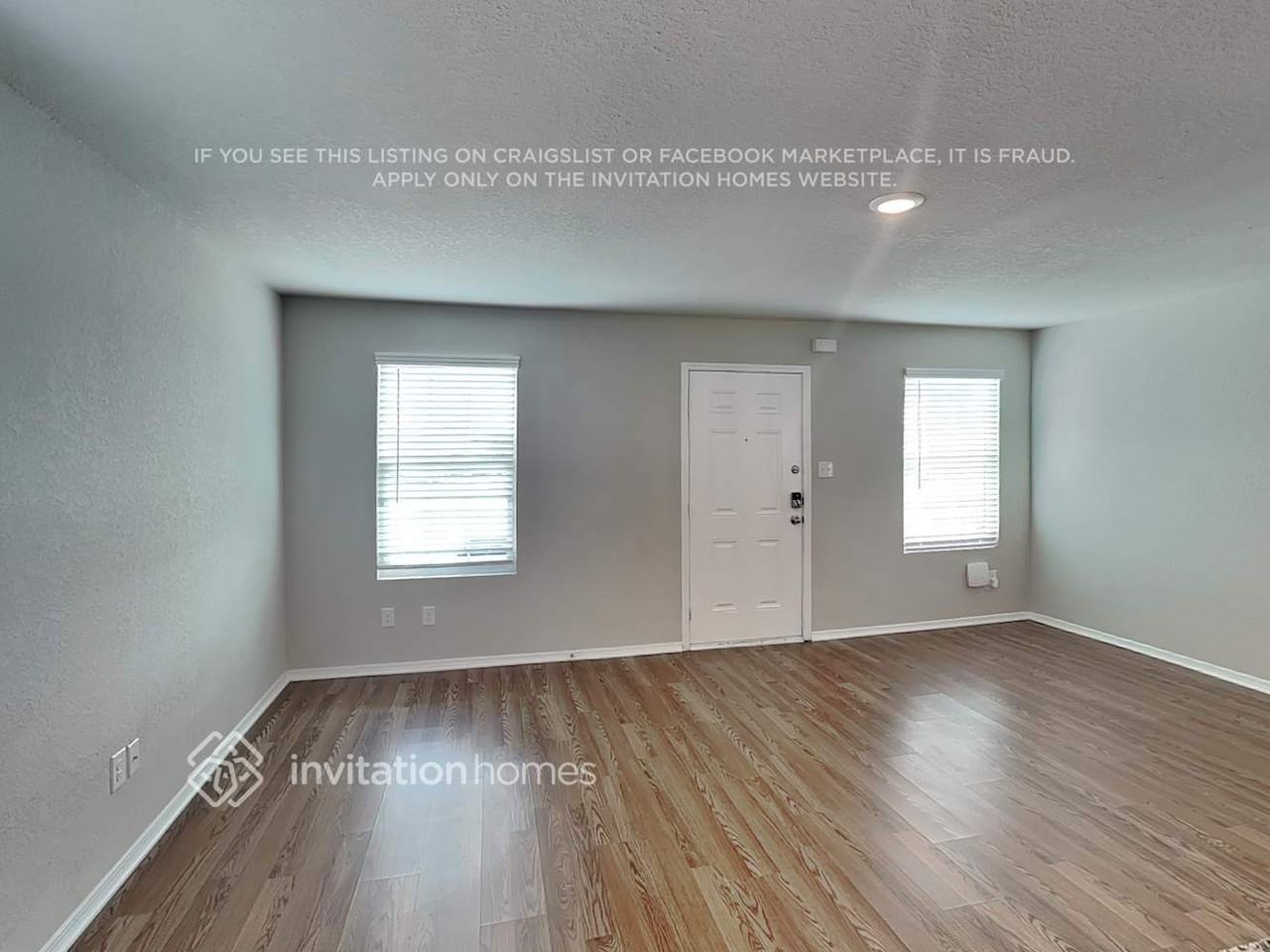 5442 Verdugos Palace - Photo 4 of 16