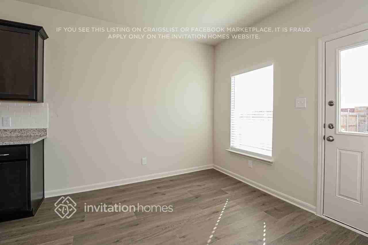 1325 Wind Drift Way - Photo 6 of 18