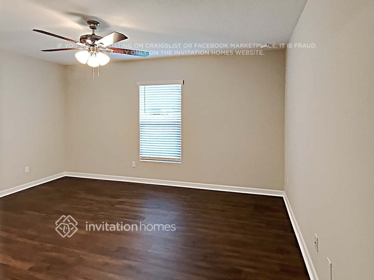 550 Se Whitmore Dr - Photo 6 of 18