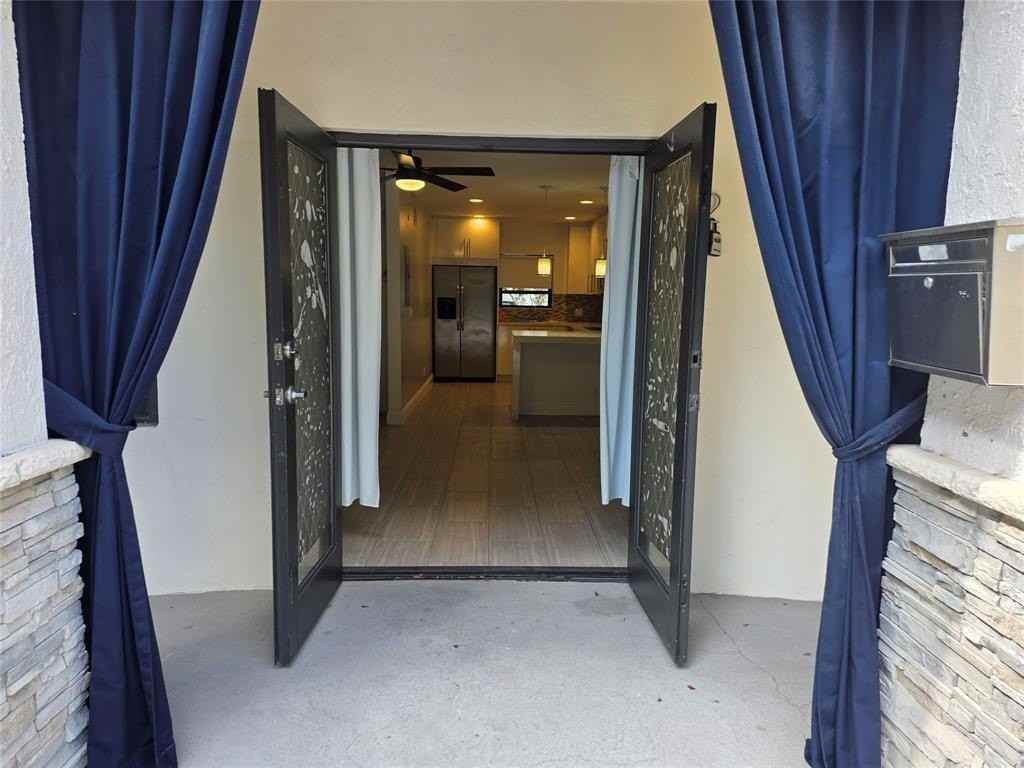 1109 E Broward Blvd #2 - Photo 2 of 12