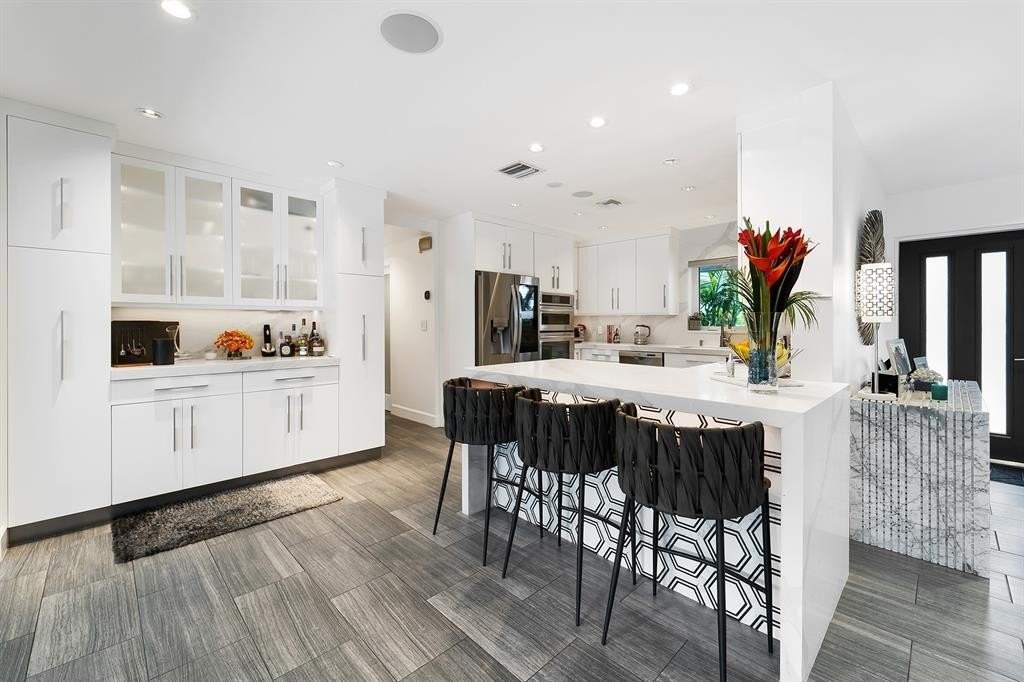 2617 Bayview Dr - Photo 6 of 27