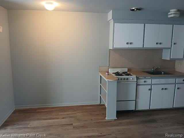 470 W Marshall St #746 - Photo 4 of 7