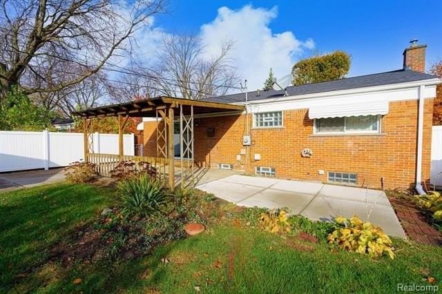 8318 Christine St - Photo 6 of 34