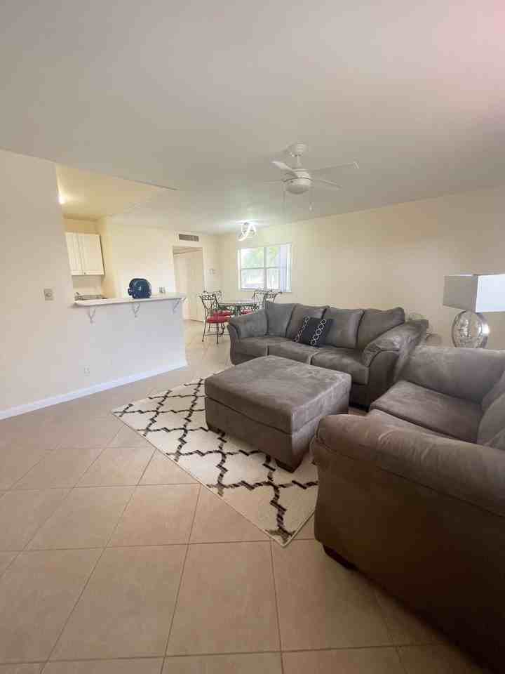 314 Saxony G - Photo 4 of 19