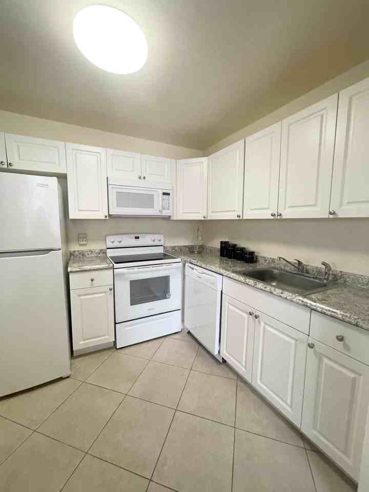 314 Saxony G - Photo 5 of 19