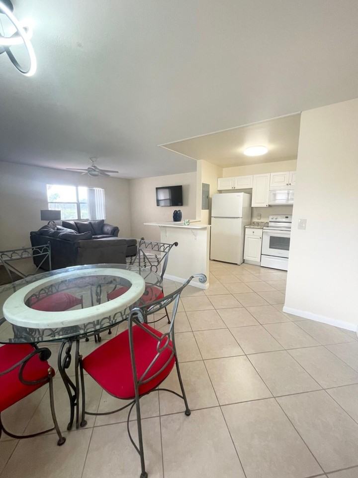 314 Saxony G - Photo 7 of 19