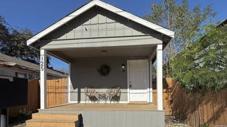 125 Forrest Ave - Photo 1 of 1