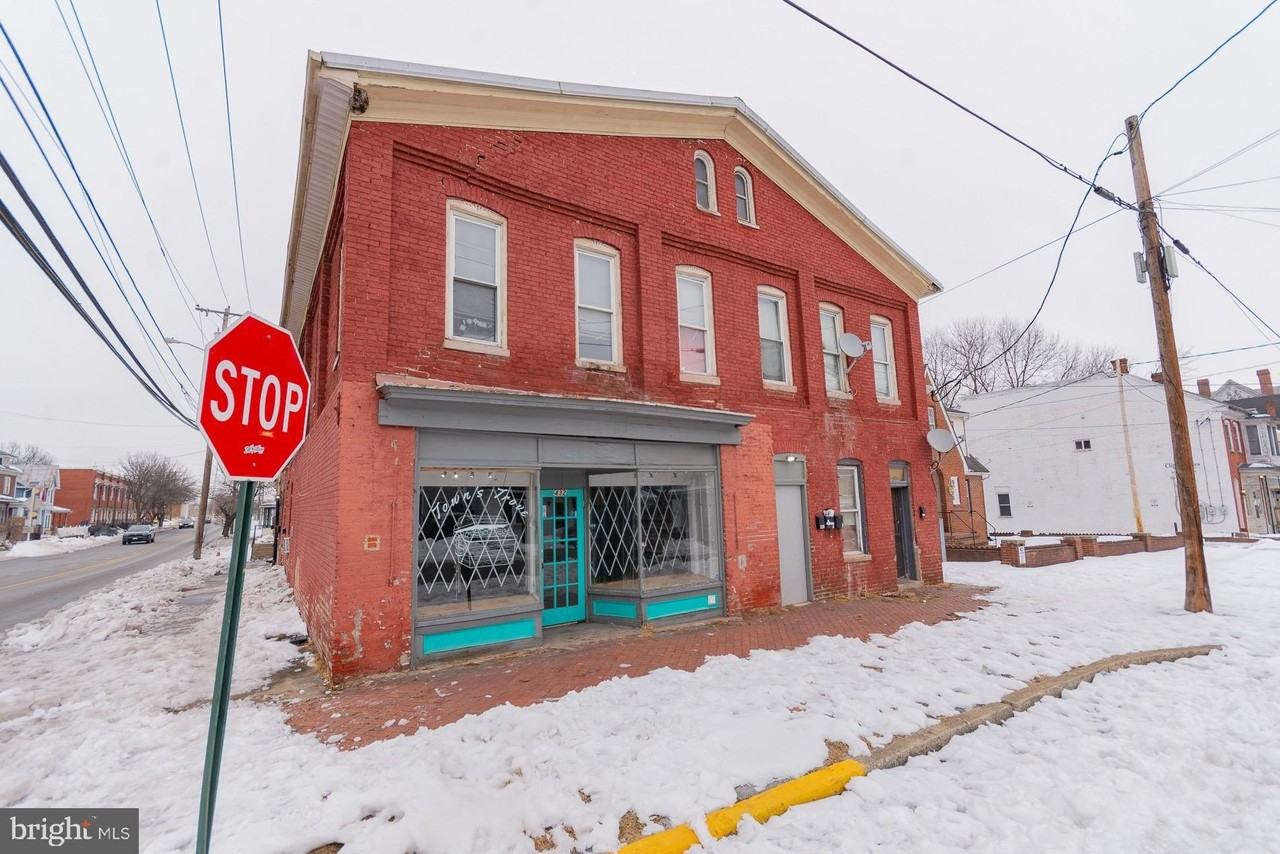 432 W Martin St - Photo 2 of 21