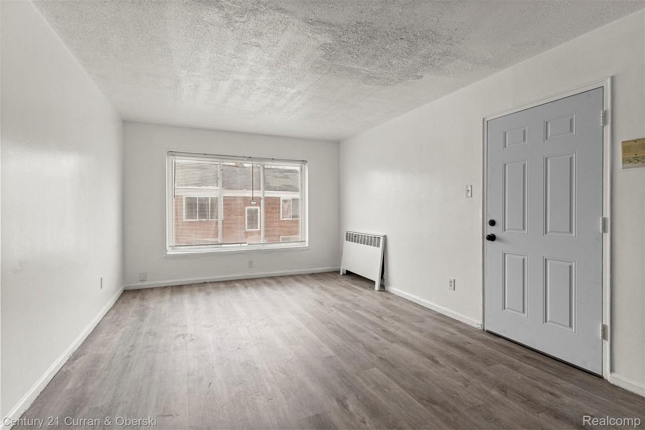 2255 2255 Webb Street Street - Photo 5 of 19