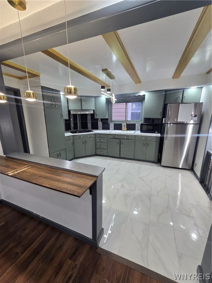 111 Woodell Ave - Photo 2 of 9